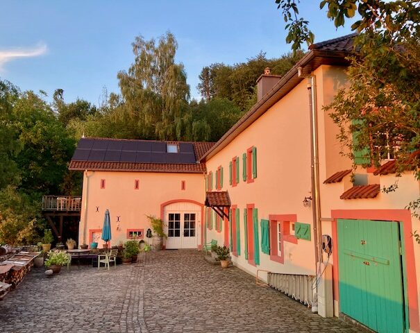 Eppeltree-hideaway-cabin-Mullerthal-trail-Luxembourg- old house