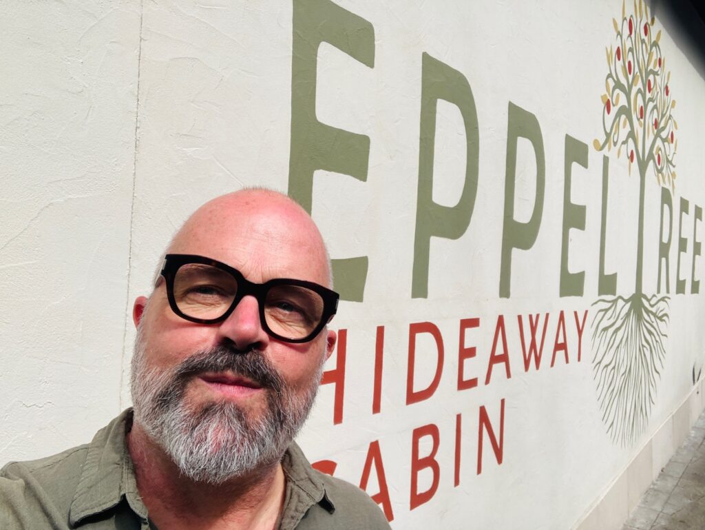 Eppeltree-hideaway-cabin-Mullerthal-trail-Luxembourg- host Paul